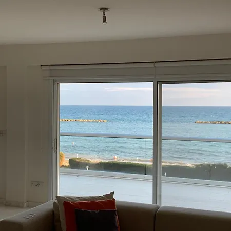 Daire River Beach 101 Limasol